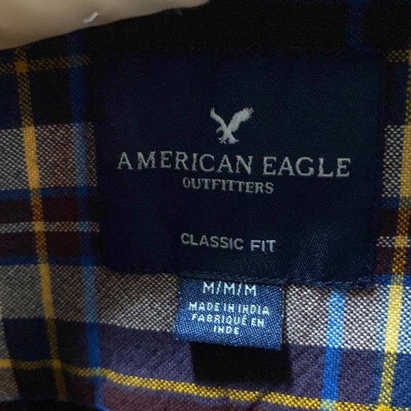 American Eagle Men’s Maroon Plaid Classic Fit Button-down long sleeve. Size M - Picture 3 of 7